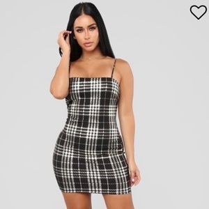 NWT BLACK & SILVER PATTERN BODYCON DRESS